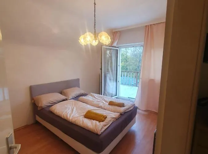 Pensjonat Breathtaking Shared Near Danube River /w Garden And Parking Wiedeń