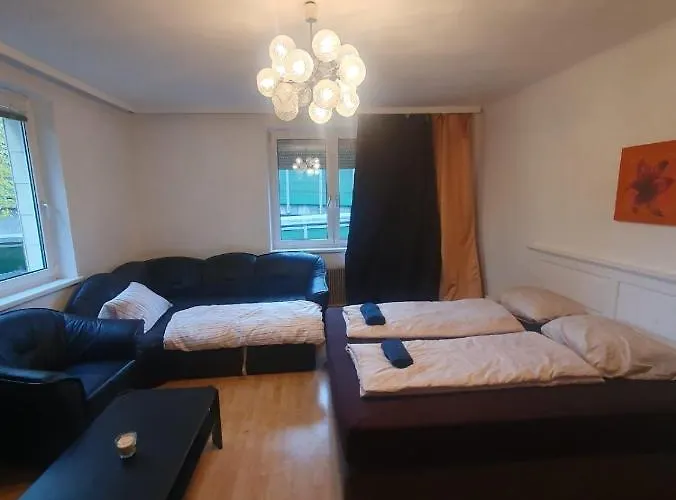 Breathtaking Shared Near Danube River /w Garden And Parking * Wiedeń