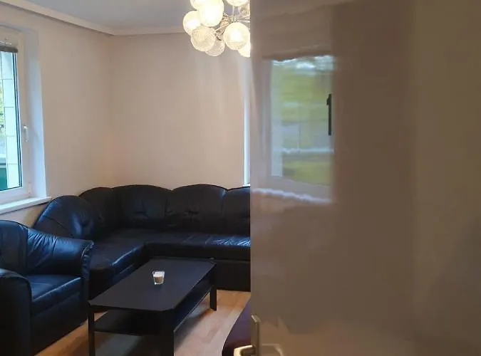 Breathtaking Shared Near Danube River /w Garden And Parking Pensjonat *