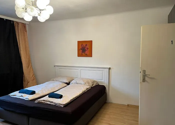 Breathtaking Shared Near Danube River /w Garden And Parking
